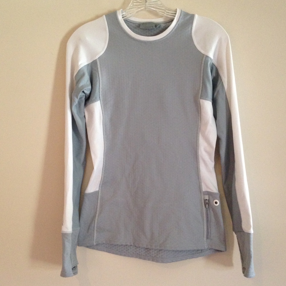 Athleta Gray and White Long Sleeve Athletic Top